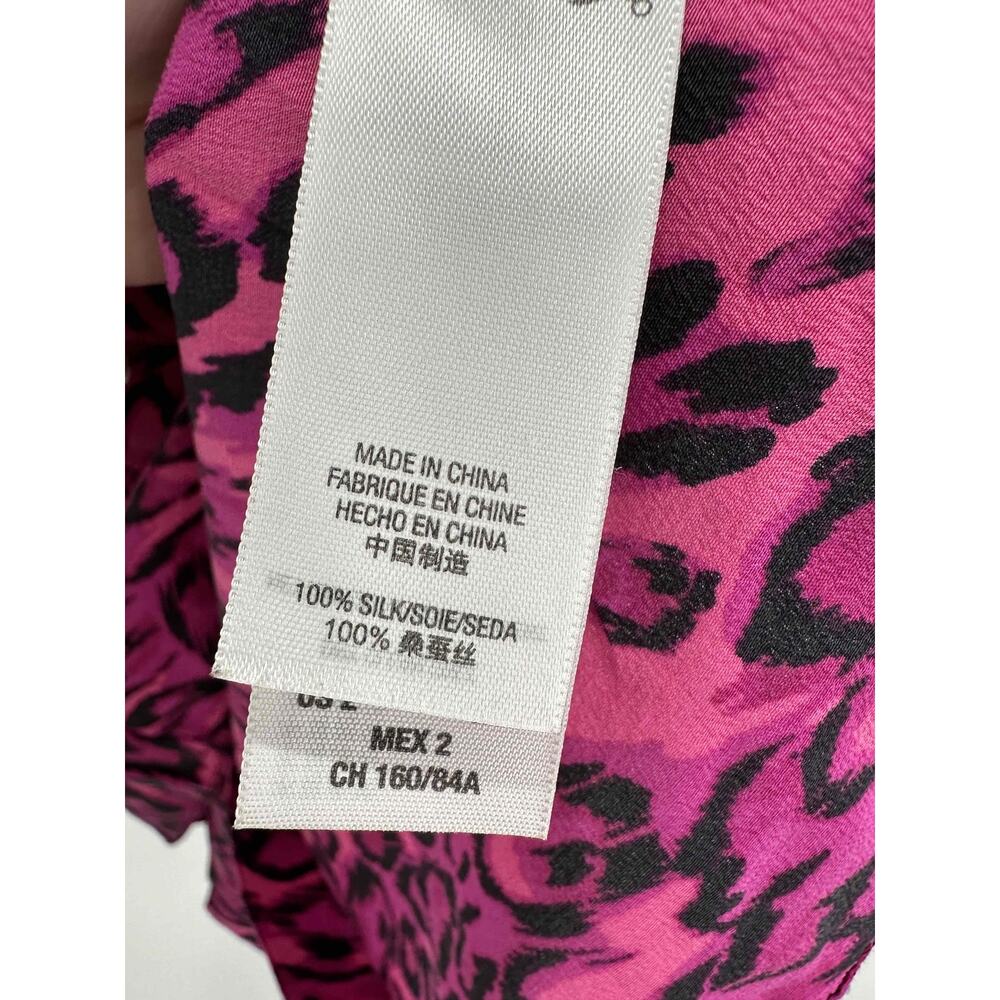 Juicy Couture Pink Animal Print Short Sleeve Silk Blouse Women Size 2 - Picture 5 of 8